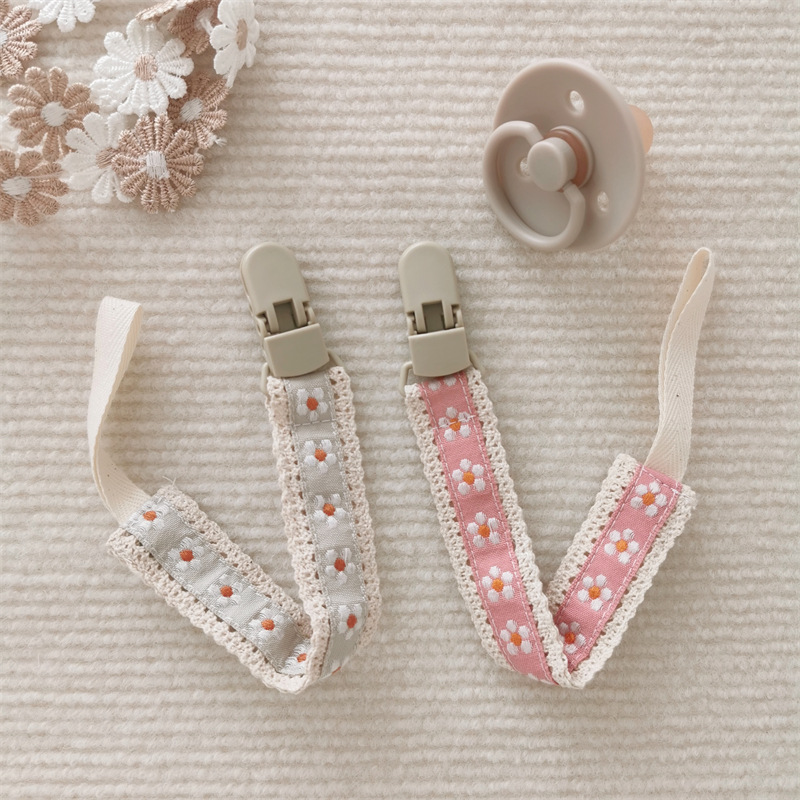 Baby Products Nipples - 아기 젖꼭지 체인 민족 스타일 꽃